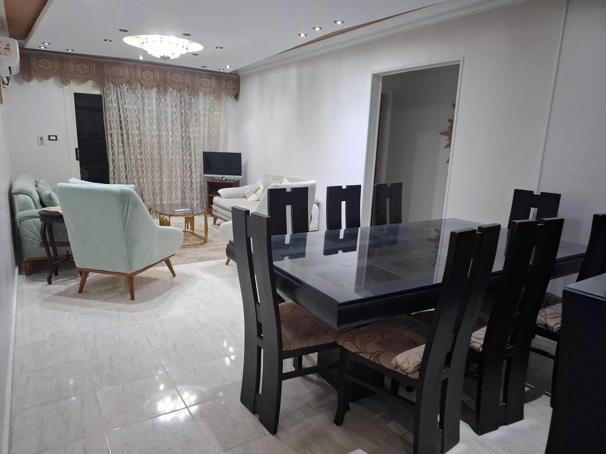 كمبوند سيتي تاورز برج الياسمين الواحه Apartamento *